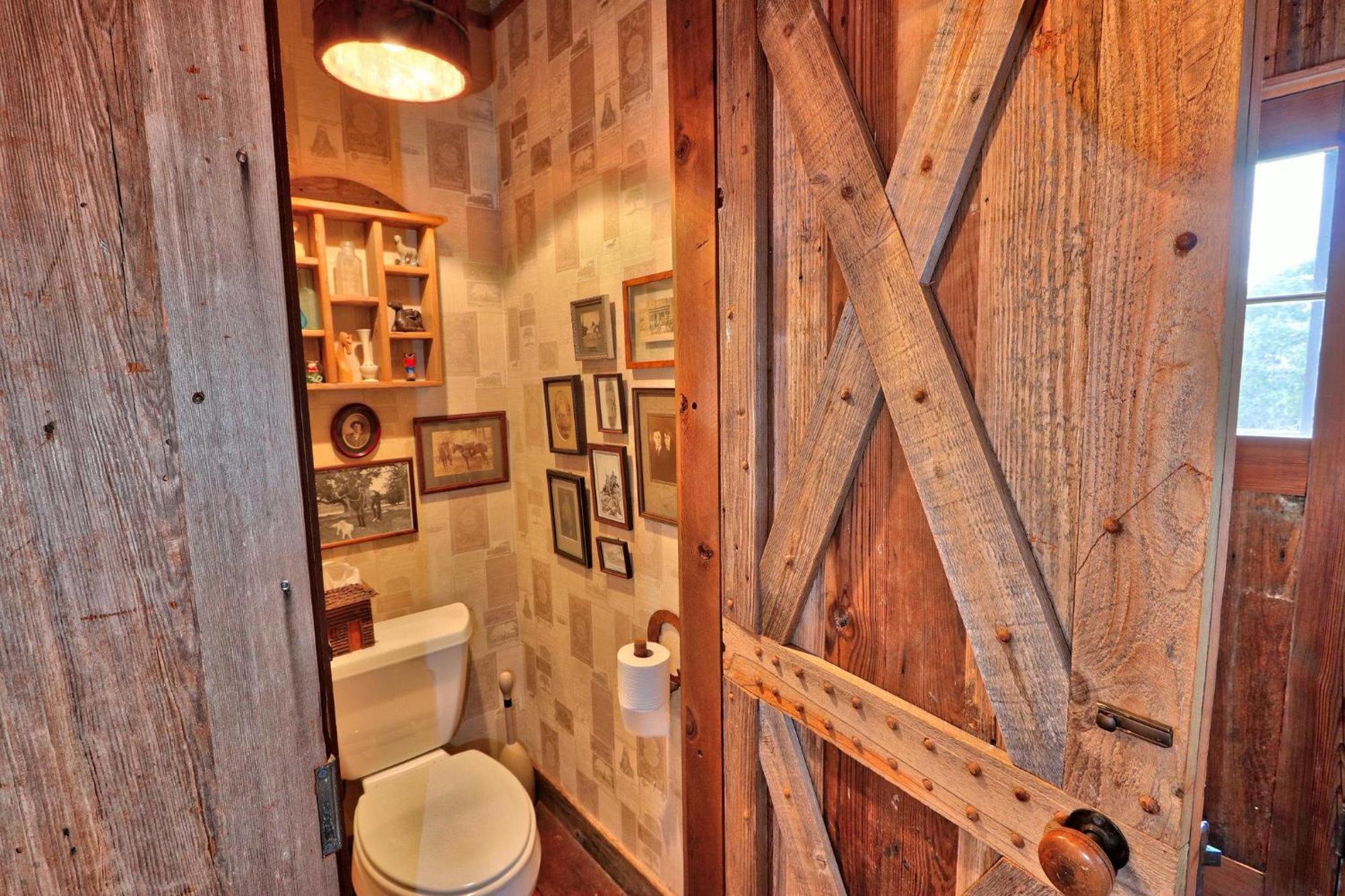 Log Cabin At Old Glory Ranch Wimberley Esterno foto