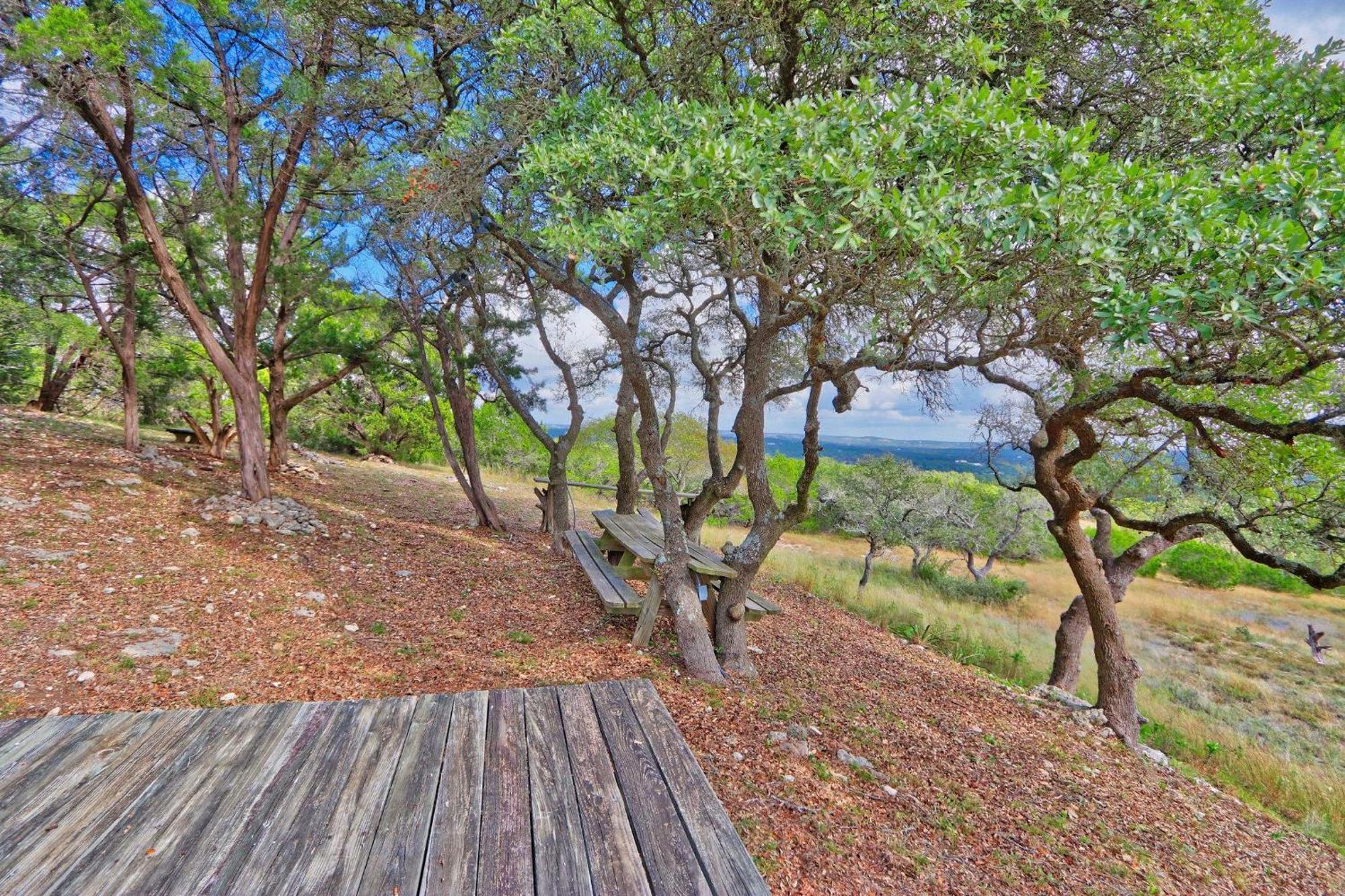 Log Cabin At Old Glory Ranch Wimberley Esterno foto